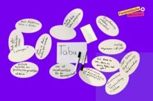 Moderationskarten zum Thema Schwangerschaftsabbruch als "Tabu"