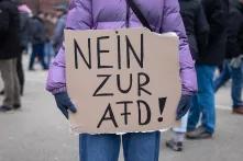 Plakat: Nein zur AFD bei Anti-AfD-Kundgebung in Saarbrücken im Januar 2024