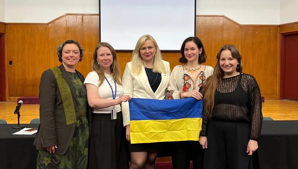 Oksana Potapova, Anna Lysiak, Valentyna Beliakova, Galyna Kotliuk, Kateryna Pryimak (v.l.n.r.)