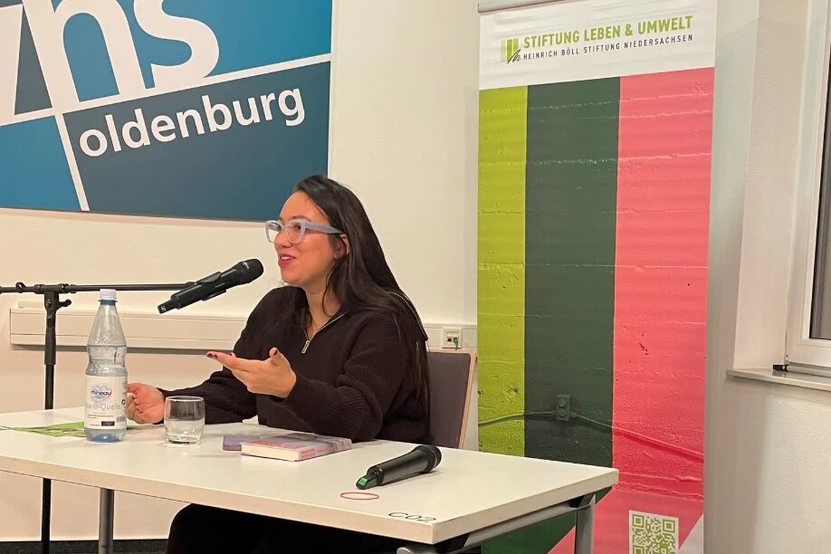 Ronya Othmann beim Publikumsgespräch